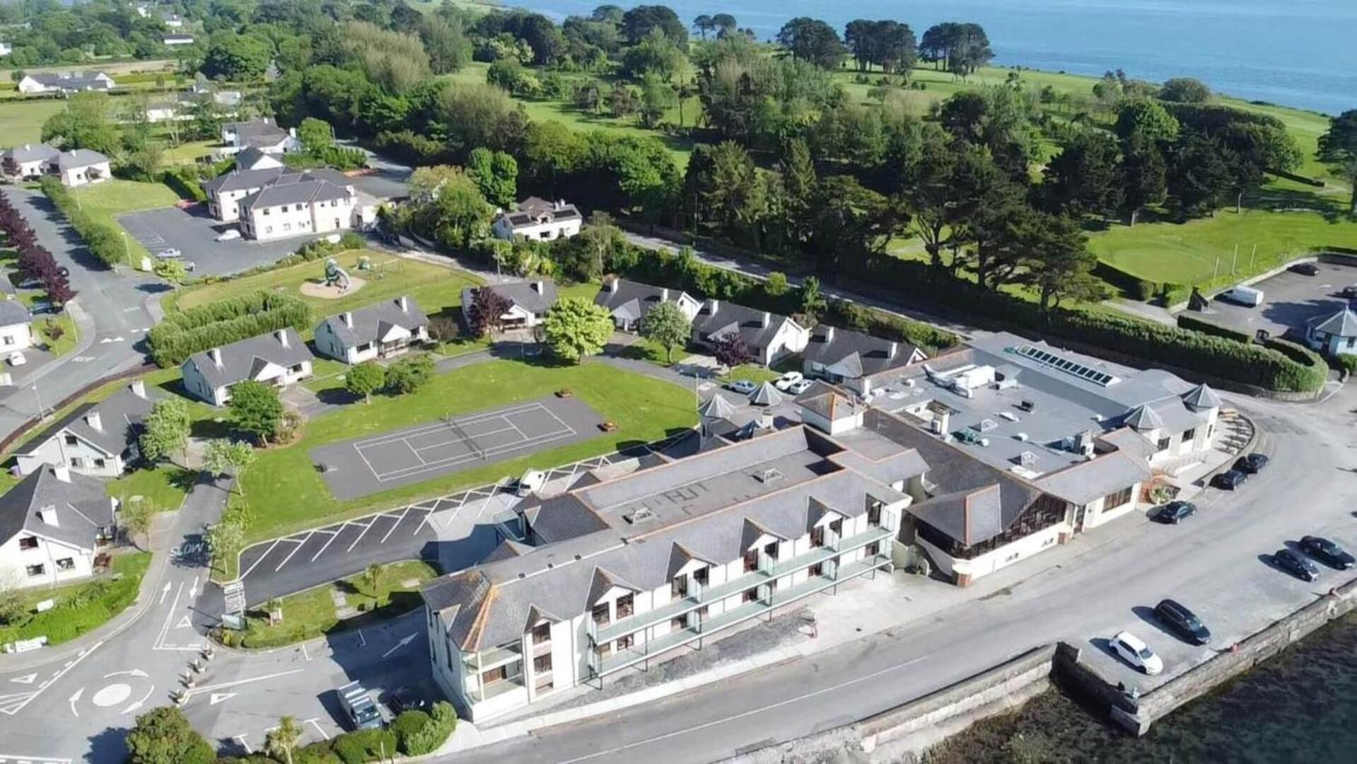 Gold Coast Resort Dungarvan Дънгарван Екстериор снимка