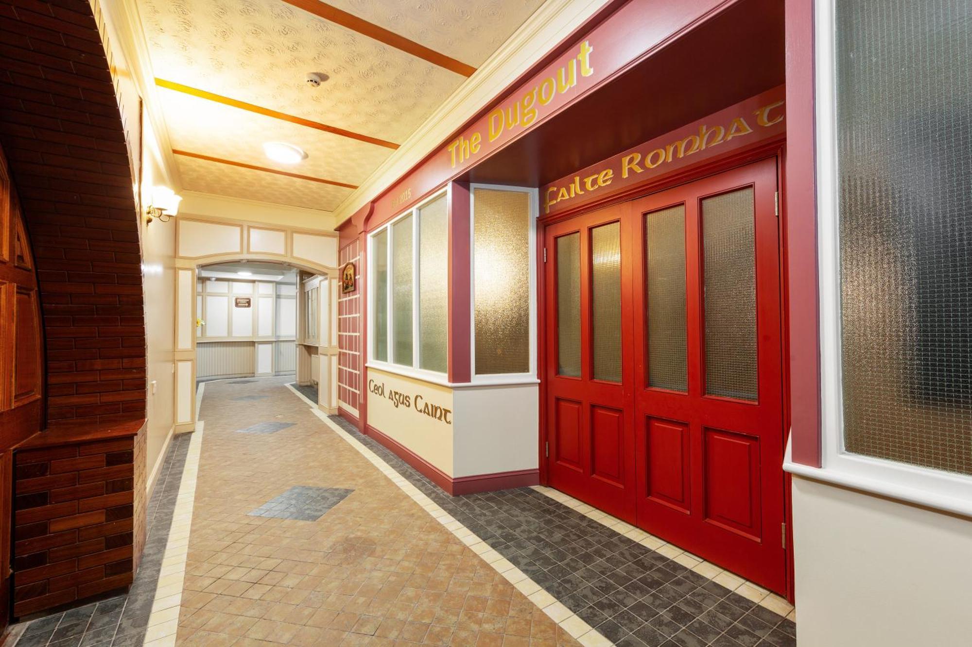 Gold Coast Resort Dungarvan Дънгарван Екстериор снимка
